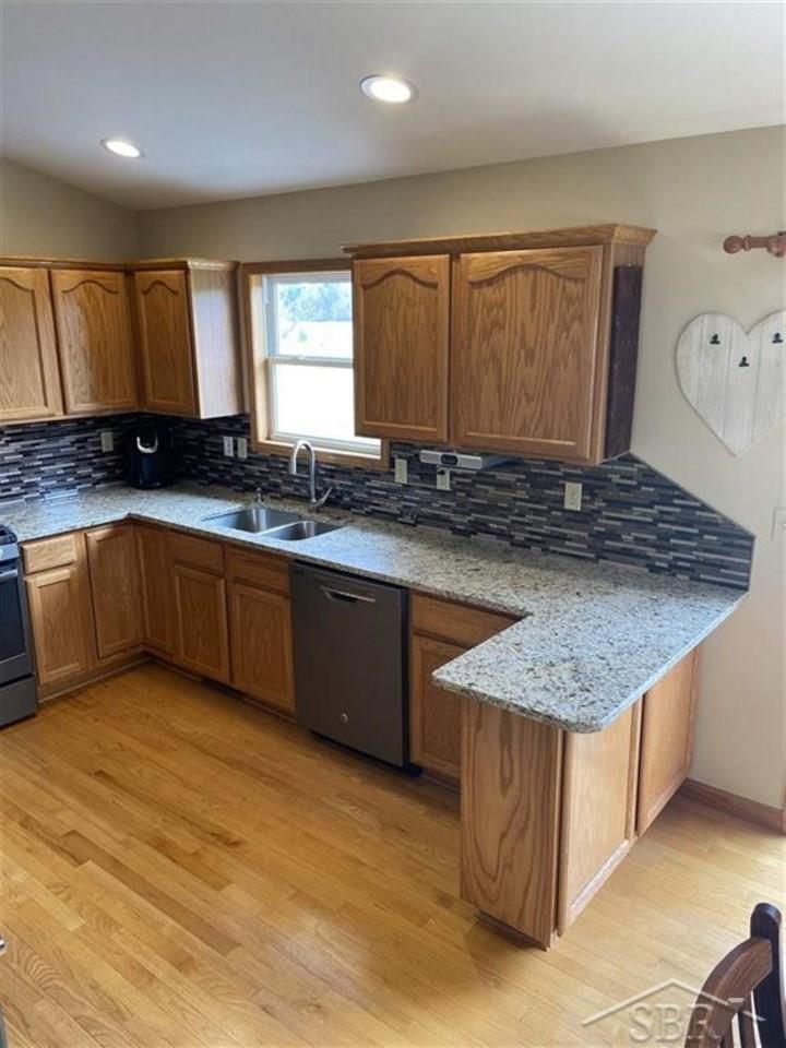 3718 North Gleaner Road Freeland, MI 48623 - Photo 18 of 69 50011078-17.JPG