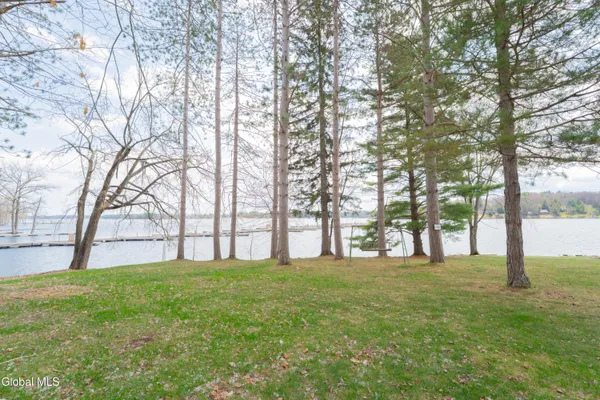 $1,499,000 | 122 Boblin Marina Drive, Mayfield, NY 12117