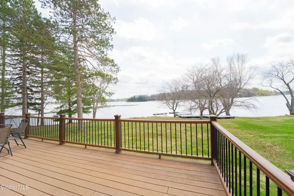 $1,499,000 | 122 Boblin Marina Drive, Mayfield, NY 12117