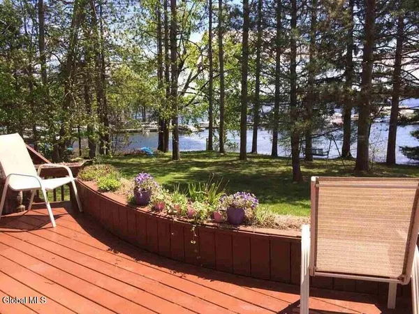 $1,499,000 | 122 Boblin Marina Drive, Mayfield, NY 12117