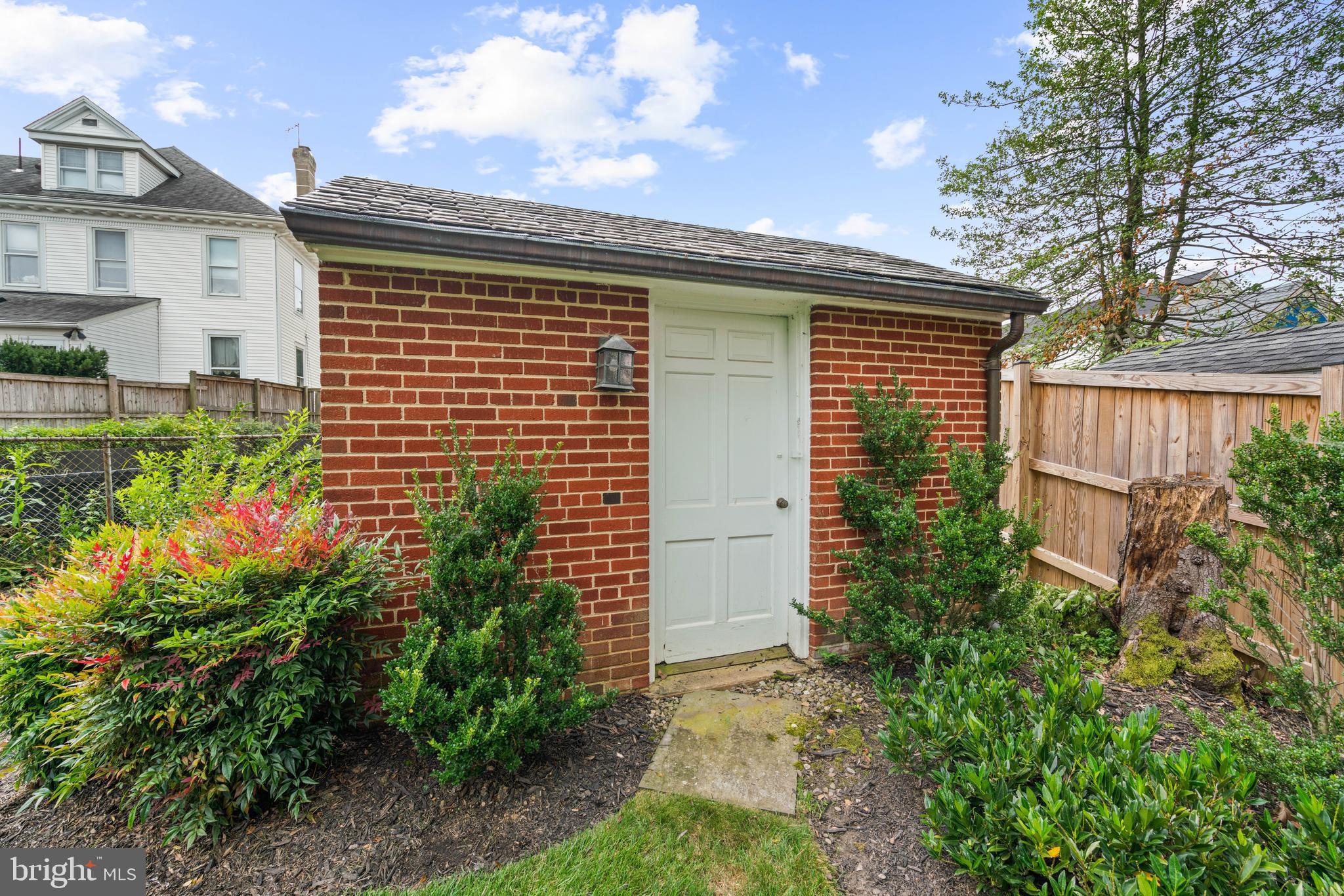 3410 Shepherd Street Chevy Chase, MD 20815 - Photo 6 of 10