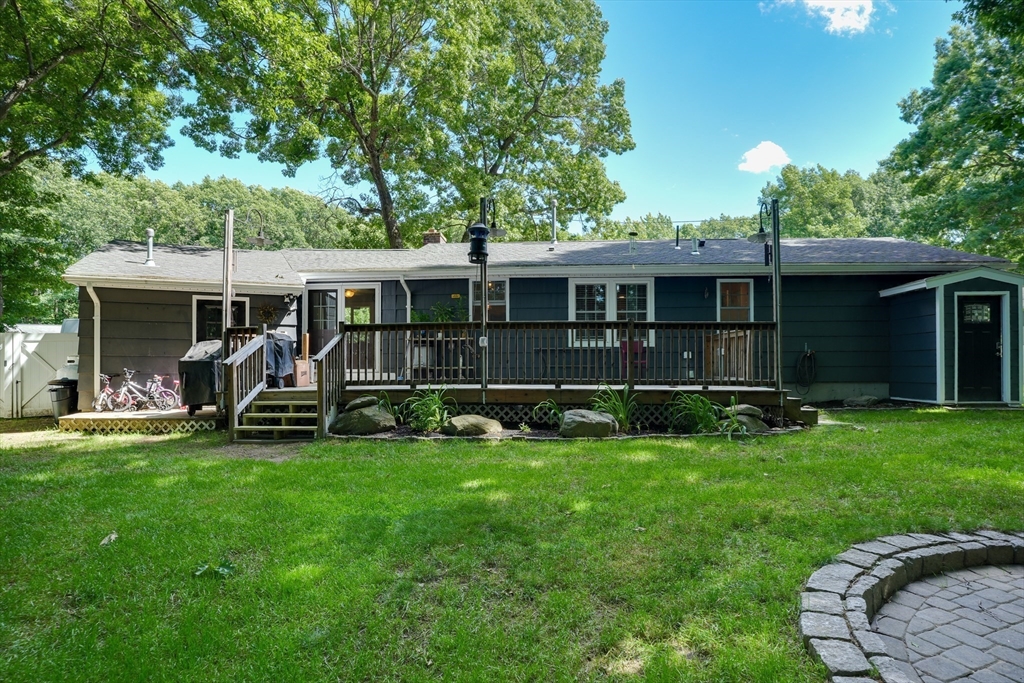 54 High Ridge Road Holden, MA 01520 - Photo 27 of 42