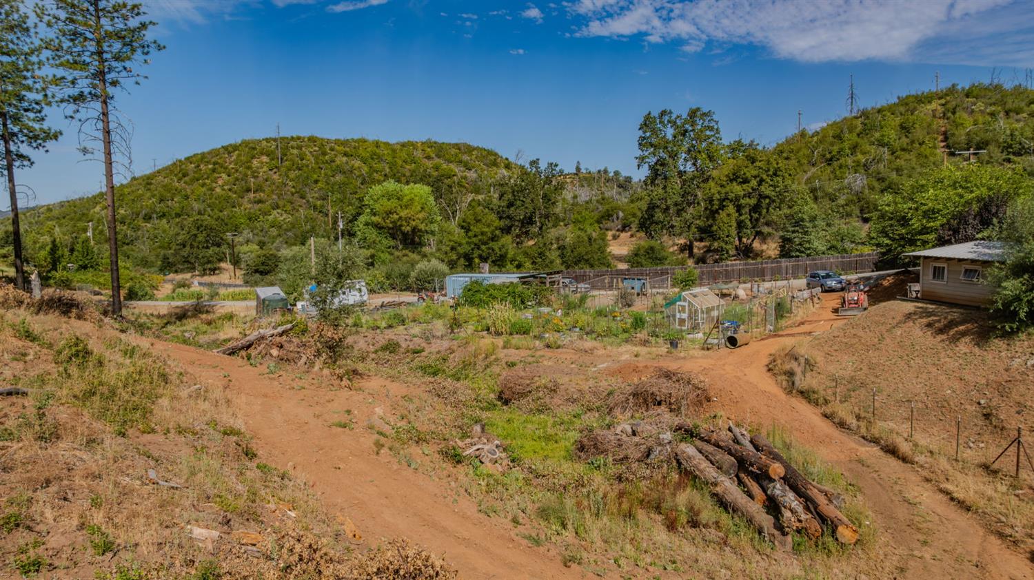 9307 Sun Road Mountain Ranch, CA 95246 - Photo 5 of 96 Gallery Image 5