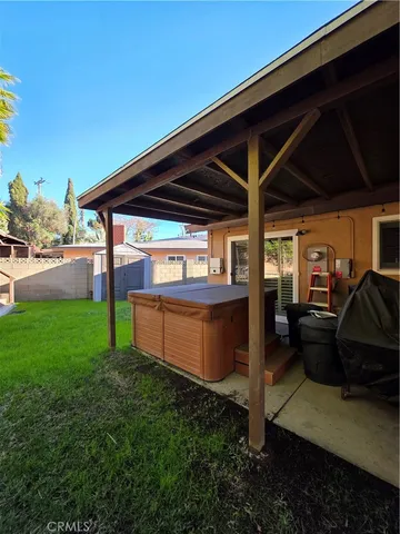 a view of house and outdoor space