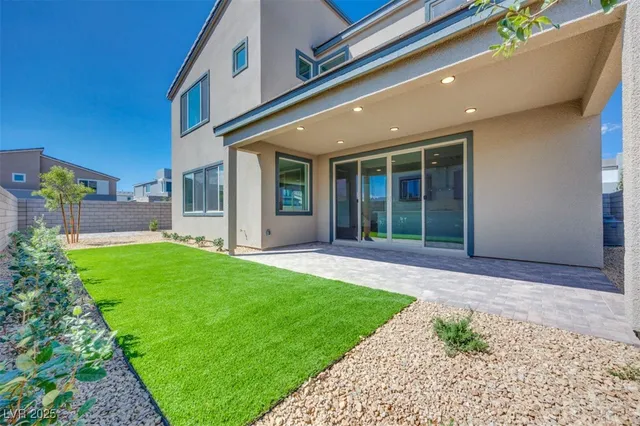 $782,412 | 9217 Frazer Street, Las Vegas, NV 89166