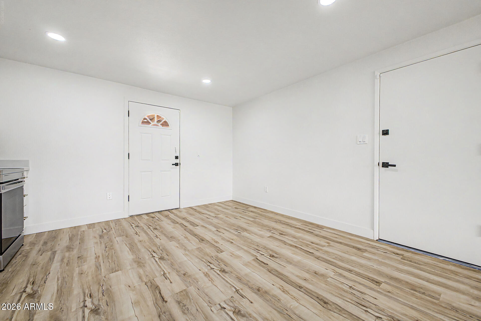 7407 West Monte Vista Road Phoenix, AZ 85035 - Photo 6 of 28 07-Monte Vista