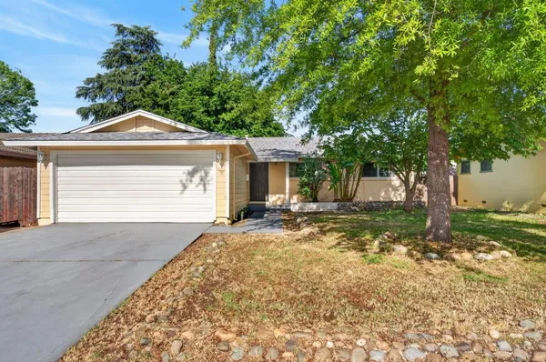 $469,000 | 10653 Campana Way, Rancho Cordova, CA 95670