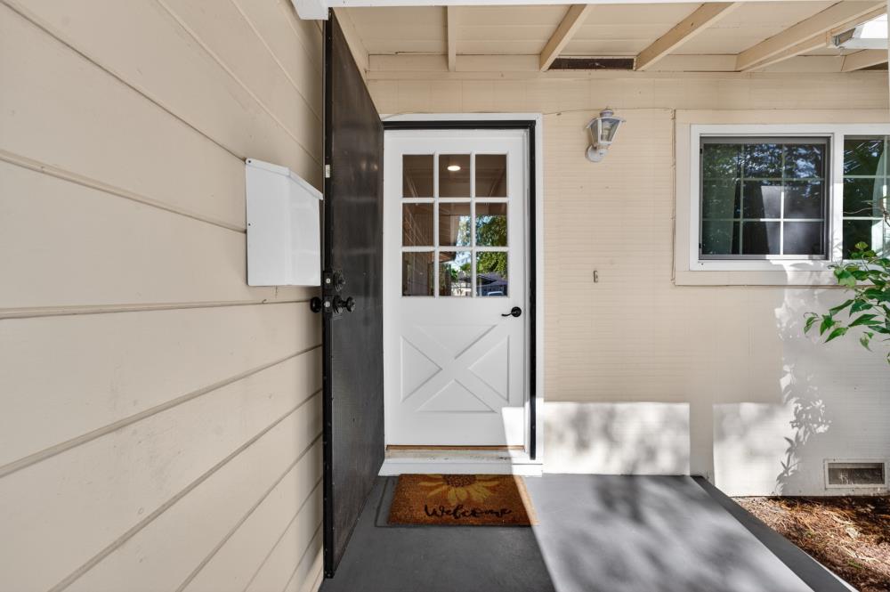 10653 Campana Way Rancho Cordova, CA 95670 - Photo 4 of 49