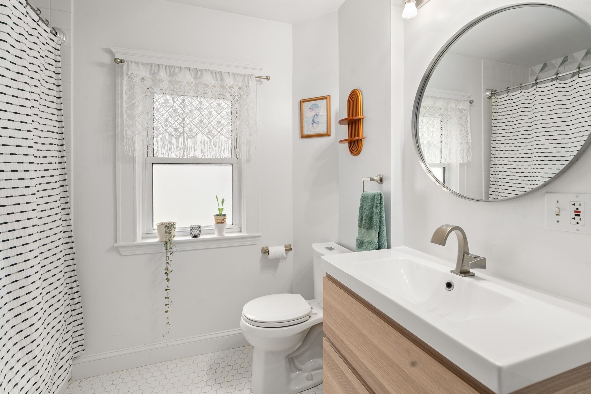 141 Nottinghill Road, Unit 2 Boston, MA 02135 - Photo 10 of 28 Gallery Image 10