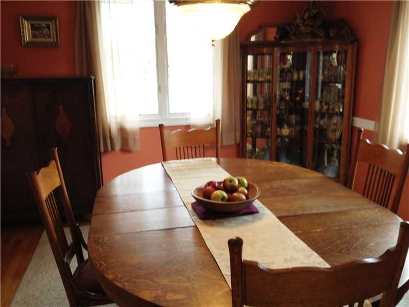 224 Sunridge Road Pittsburgh, PA 15238 - Photo 6 of 8 Dining Room.