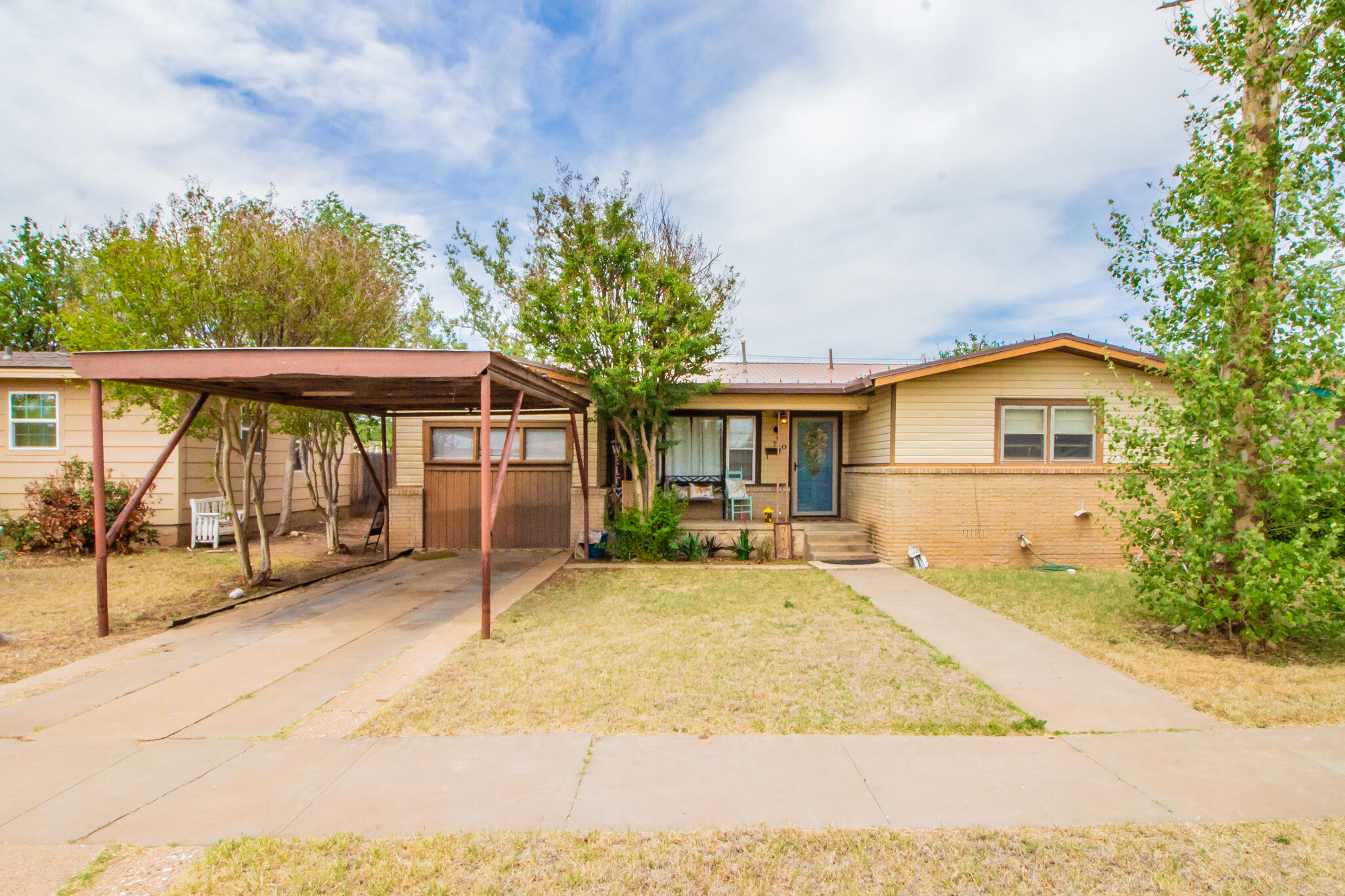 710 West 5th Street Post, TX 79356 - Photo 1 of 26 IMG_7813