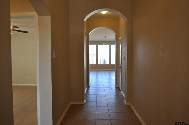 $1,595 | 6932 La Hacienda Drive, Flint, TX 75762