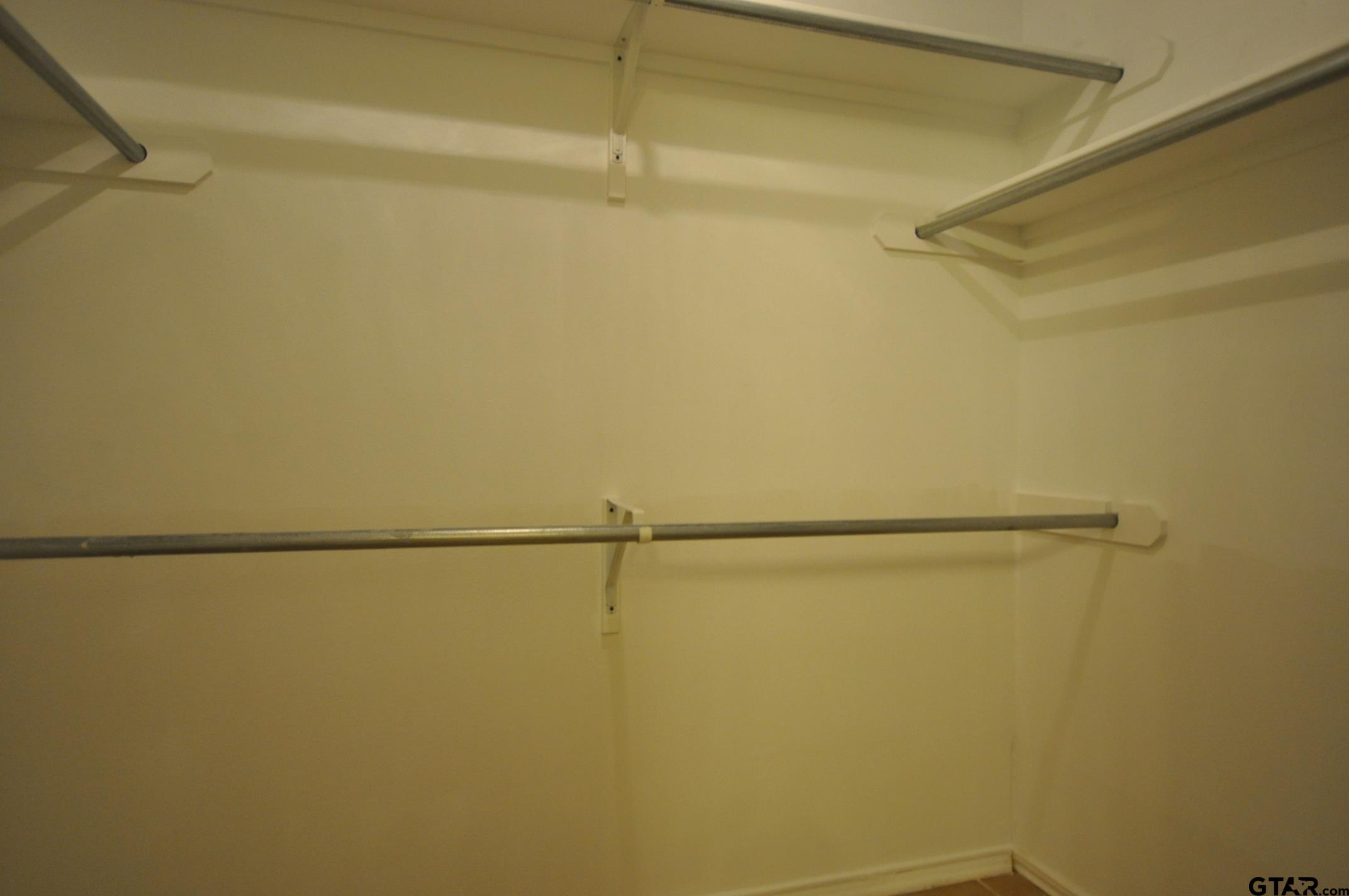 6932 La Hacienda Drive Flint, TX 75762 - Photo 10 of 17