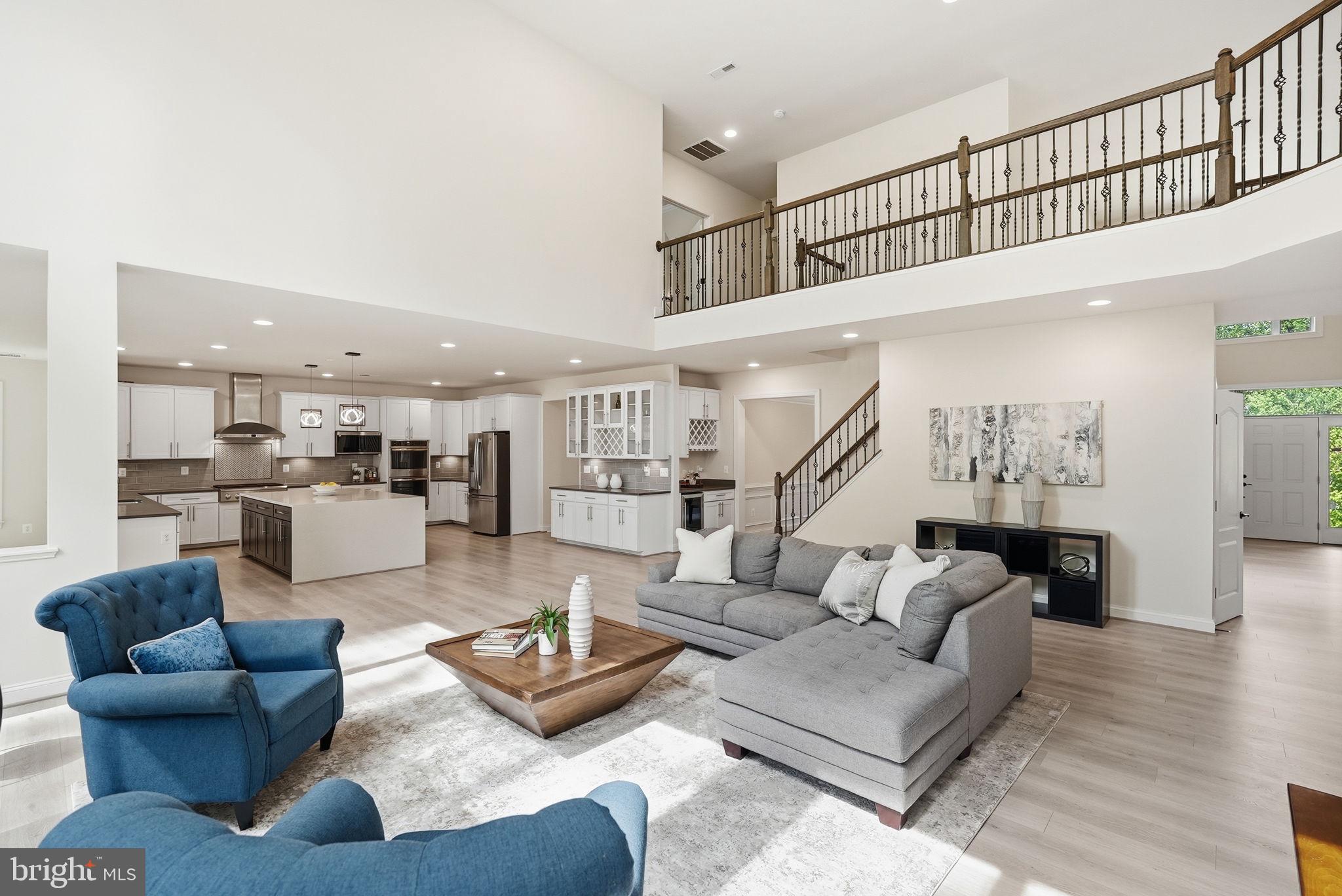 7821 Old Falls Road McLean, VA 22102 - Photo 11 of 47 Family Room