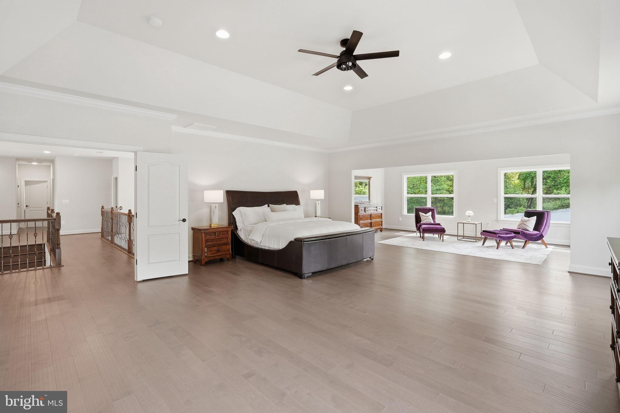 7821 Old Falls Road McLean, VA 22102 - Photo 23 of 47 Primary Suite with Sitting Room