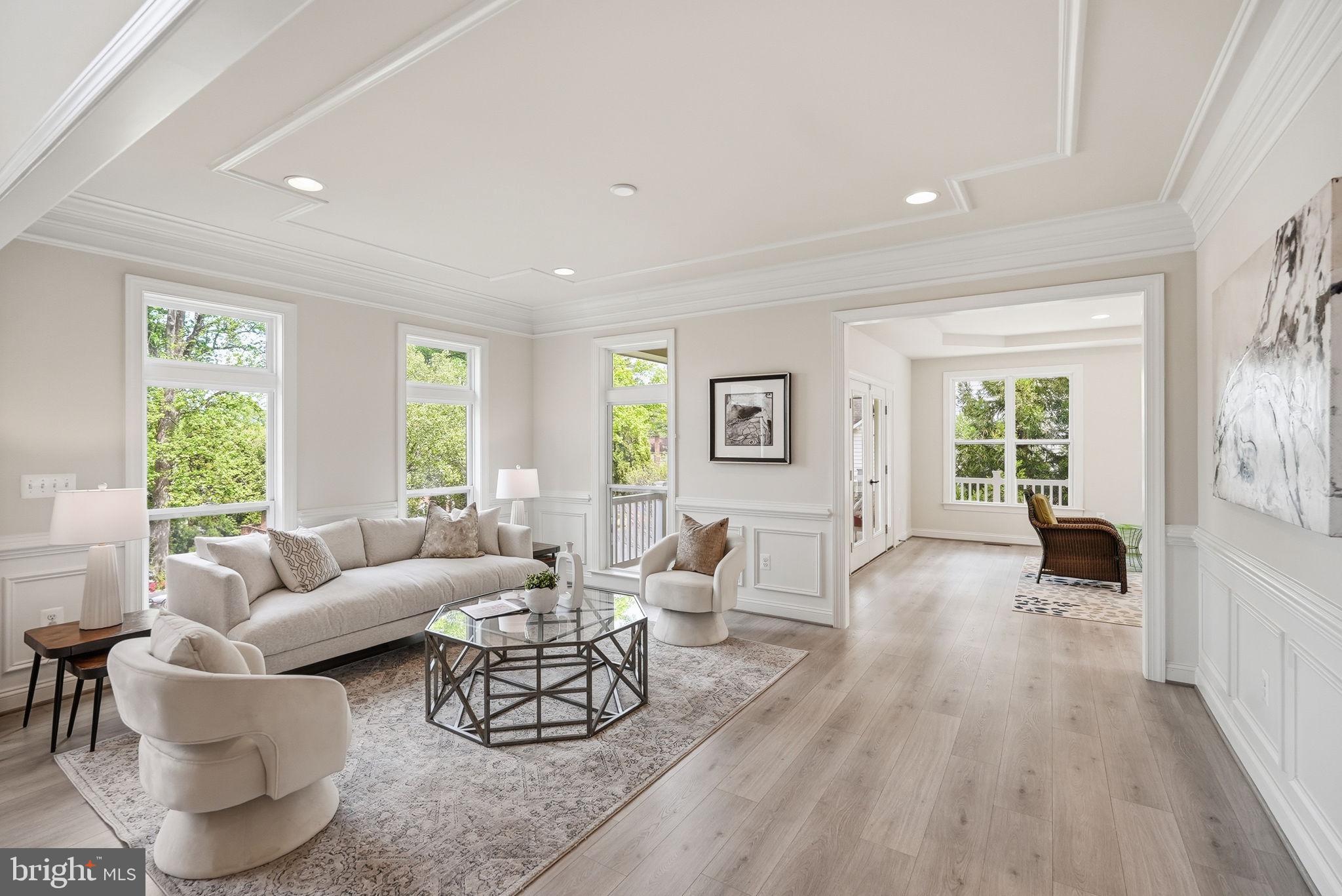 7821 Old Falls Road McLean, VA 22102 - Photo 3 of 47 Formal Living Room