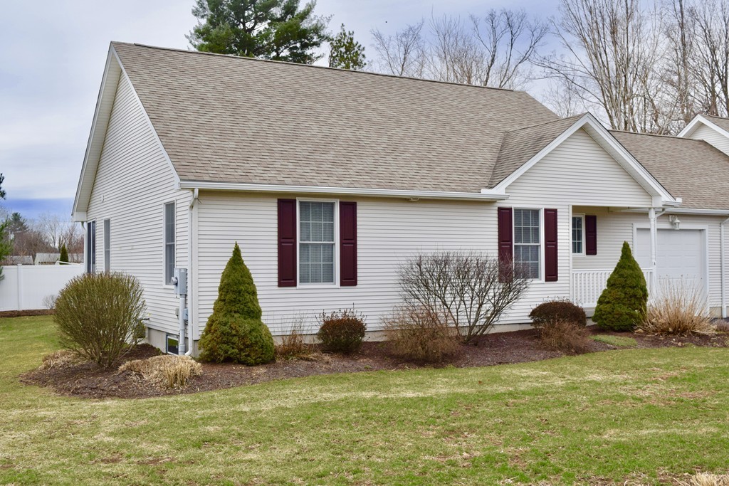 204 Russell Road, Unit A Westfield, MA 01085 - Photo 2 of 28 Gallery Image 2