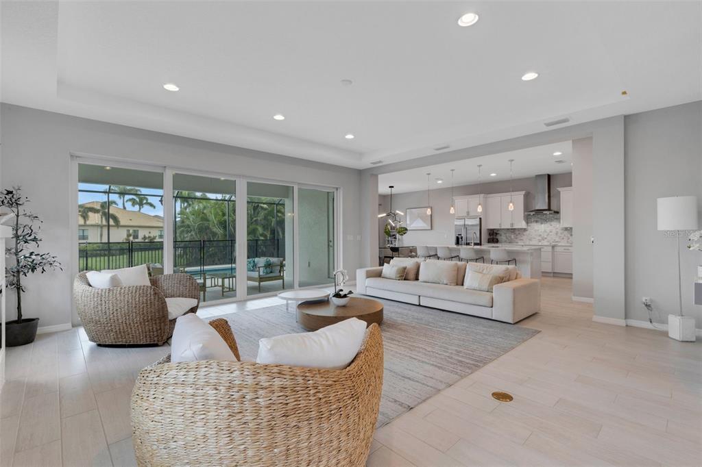 5718 Title Row Drive Bradenton, FL 34210 - Photo 20 of 74