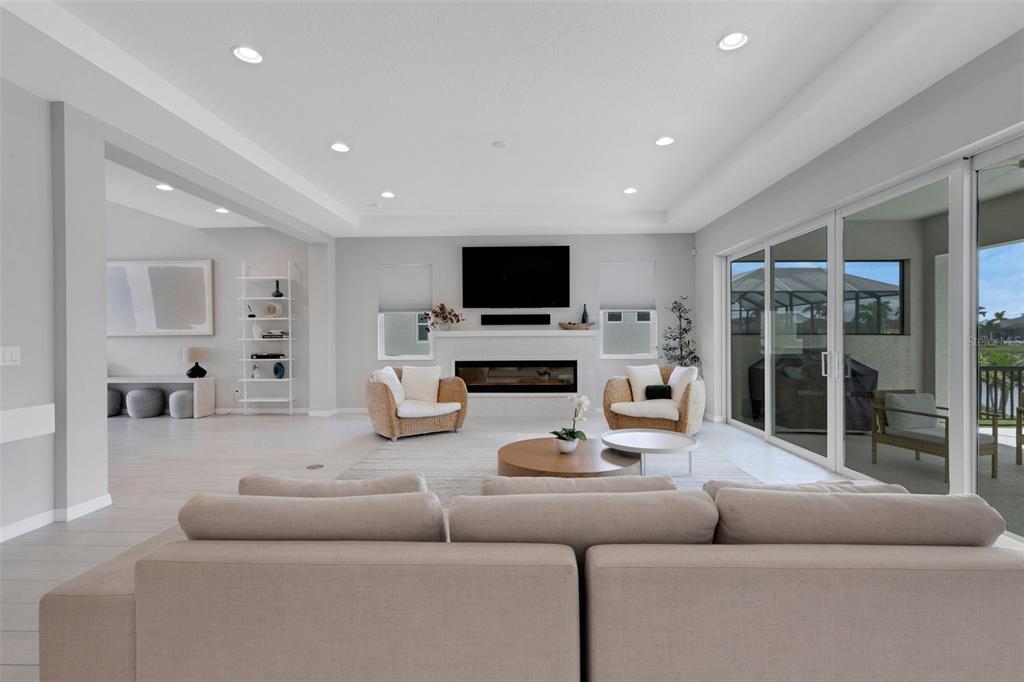 5718 Title Row Drive Bradenton, FL 34210 - Photo 23 of 74