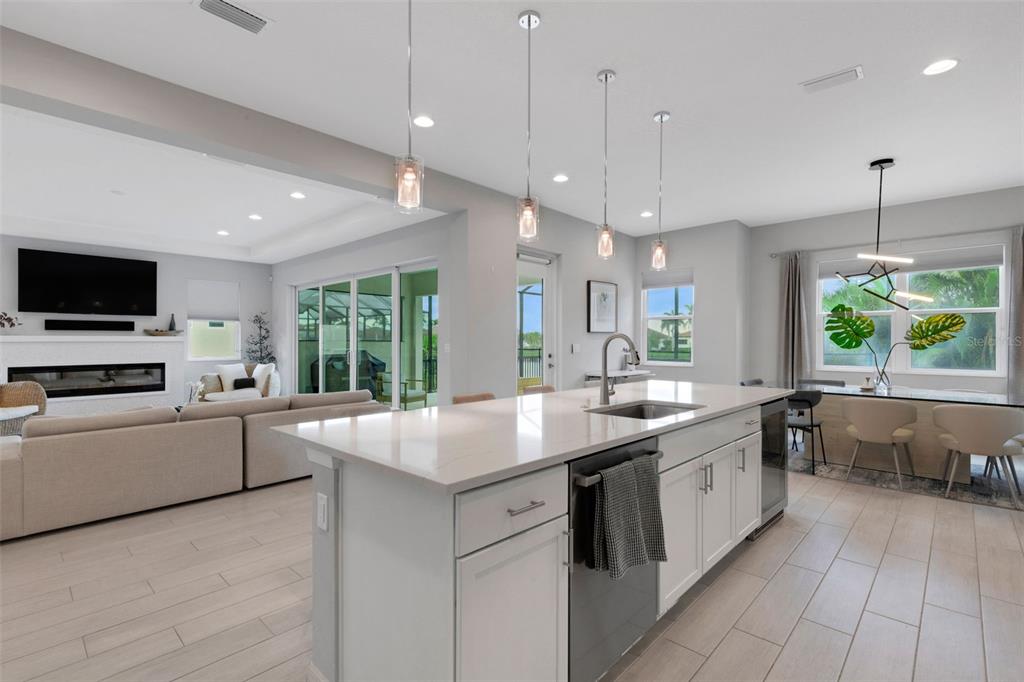 5718 Title Row Drive Bradenton, FL 34210 - Photo 28 of 74