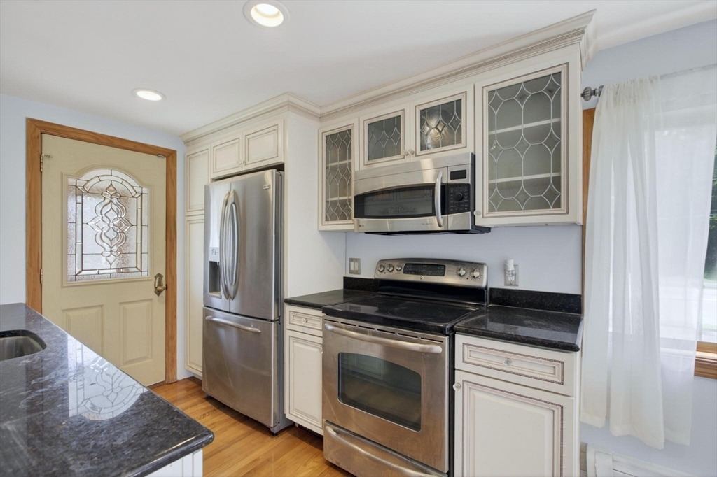 2 Herrick Road Peabody, MA 01960 - Photo 11 of 42