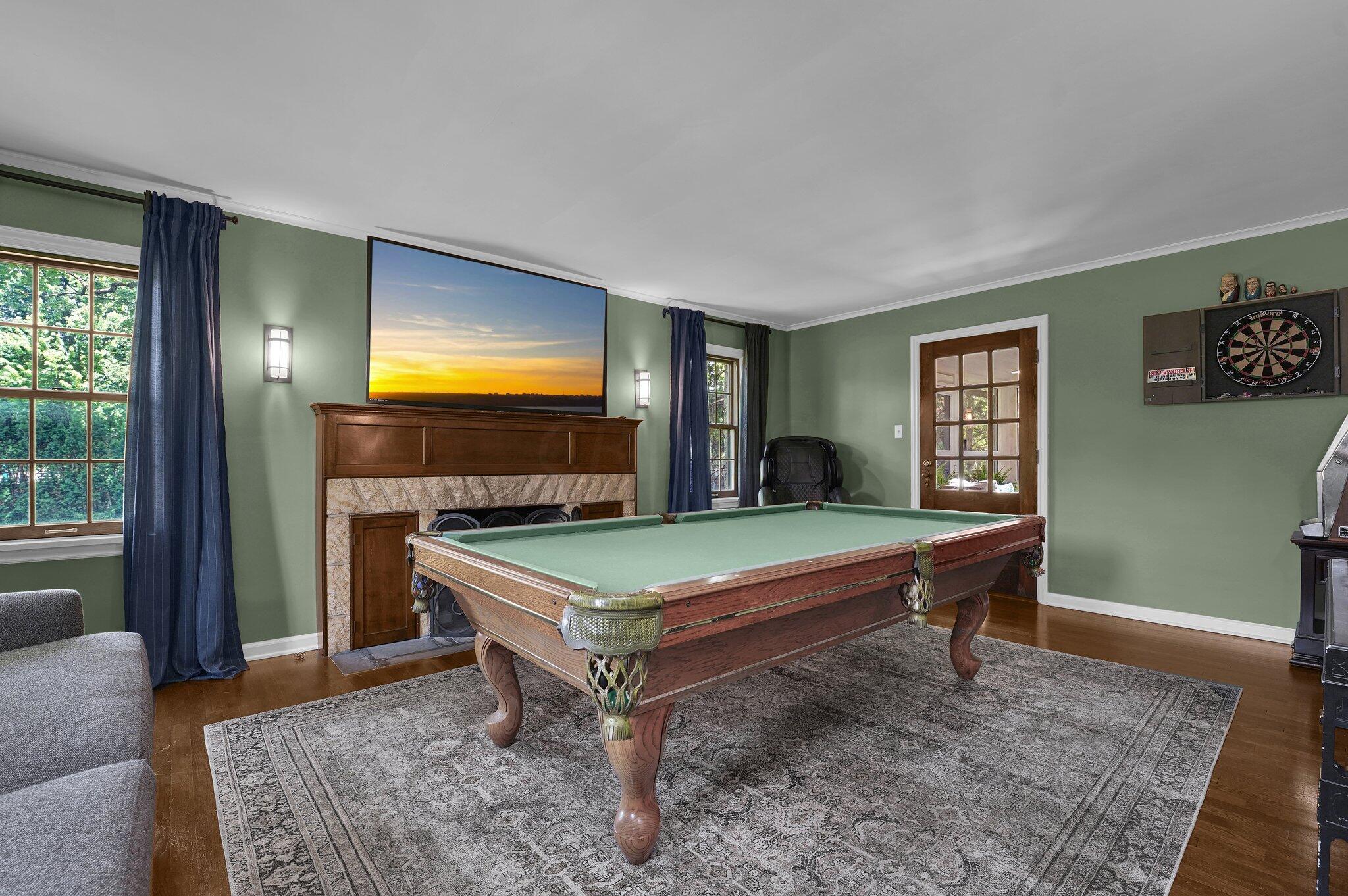 2500 Henthorn Road Upper Arlington, OH 43221 - Photo 24 of 55 Family Room