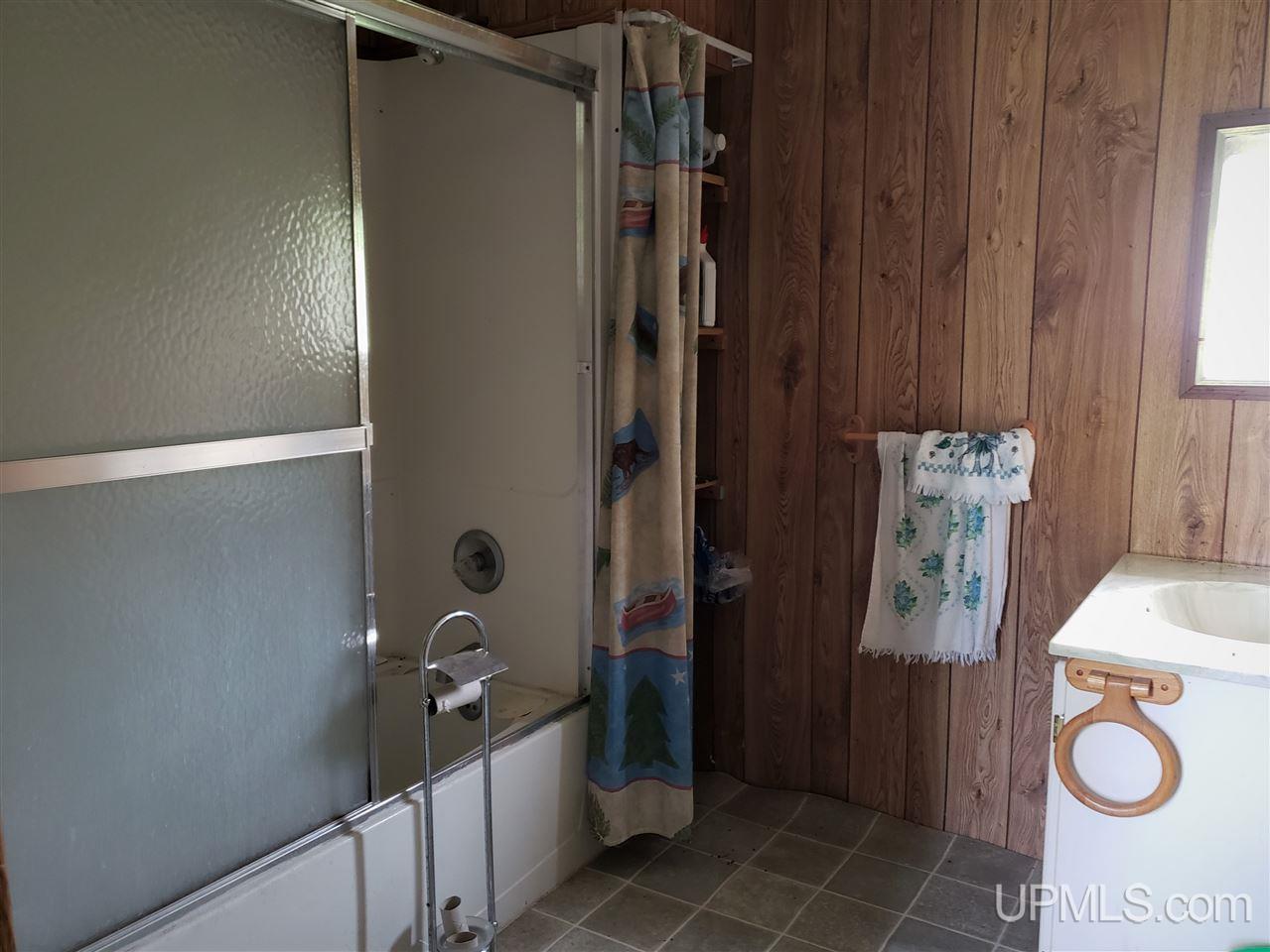 40686 Tapiola Road Chassell, MI 49916 - Photo 13 of 25 Gallery Image 13