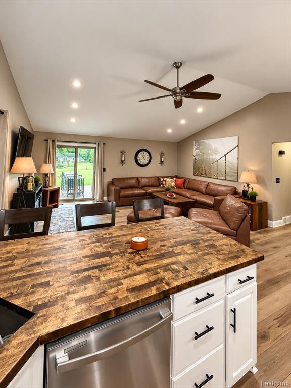 3519 Hannaman Road Columbiaville, MI 48421 - Photo 2 of 19 Gallery Image 2