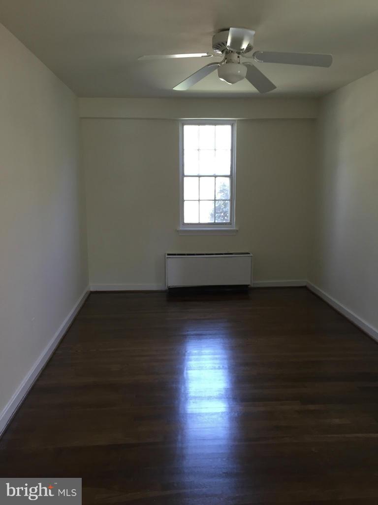 11 West Glebe Road, Unit A Alexandria, VA 22305 - Photo 4 of 10 Bedroom