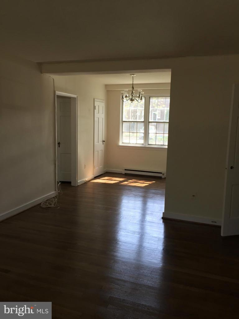 11 West Glebe Road, Unit A Alexandria, VA 22305 - Photo 6 of 10 Dining Room