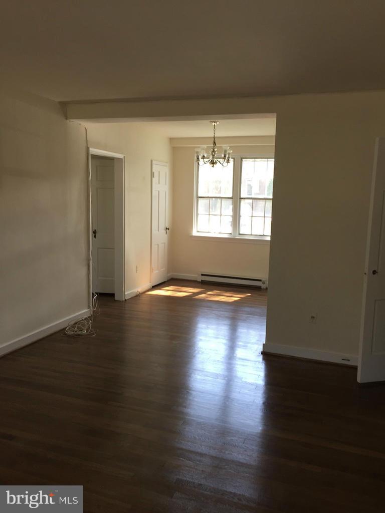 11 West Glebe Road, Unit A Alexandria, VA 22305 - Photo 10 of 10 Living Room