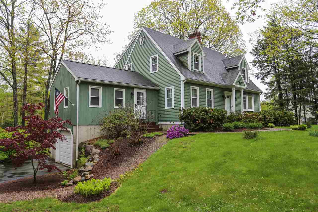 27 Gold Finch Road Goffstown, NH 03045 - Photo 2 of 38
