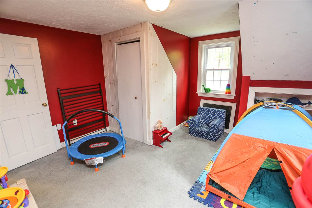 27 Gold Finch Road Goffstown, NH 03045 - Photo 22 of 38