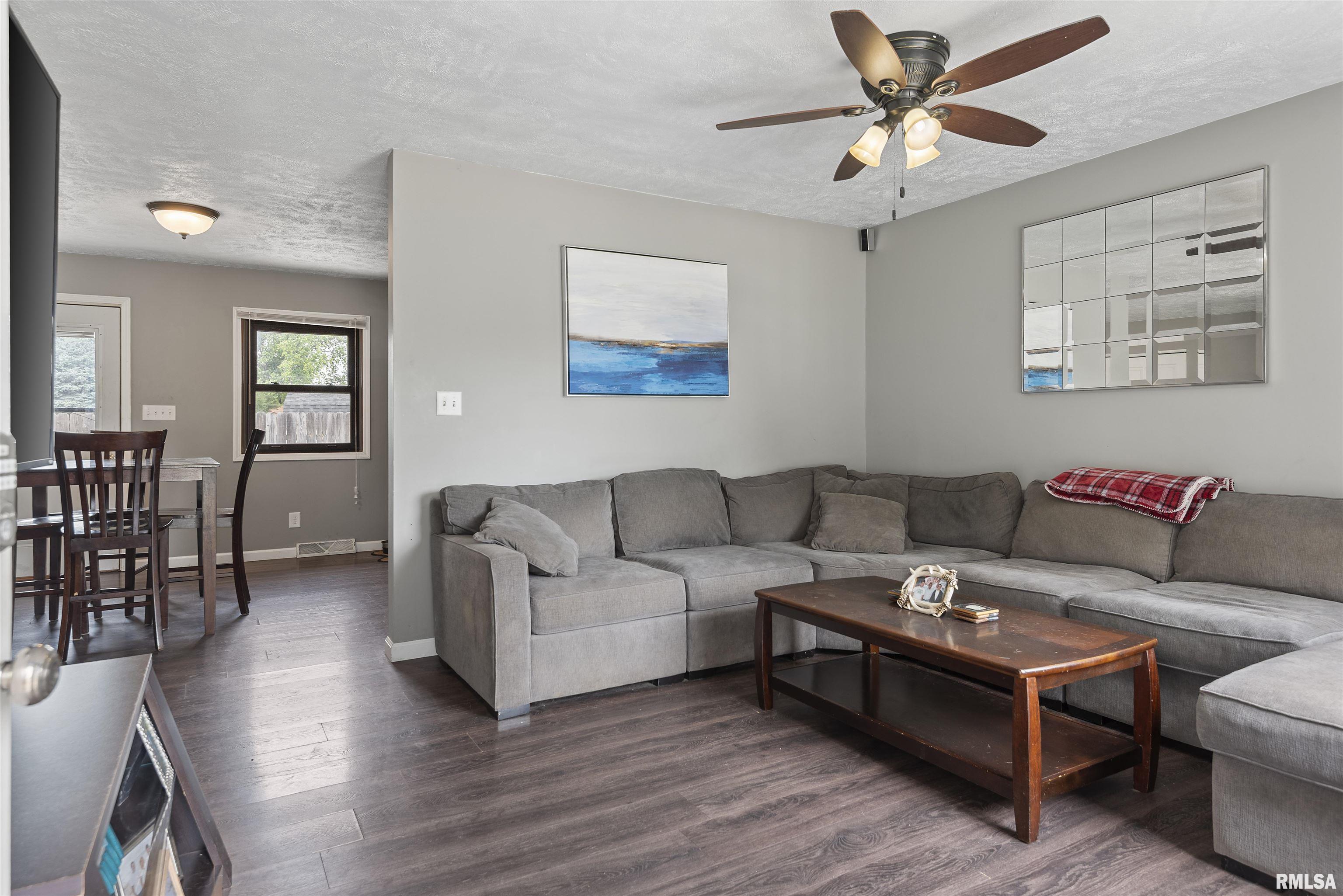 3013 Terra Court Springfield, IL 62707 - Photo 4 of 27 Gallery Image 4