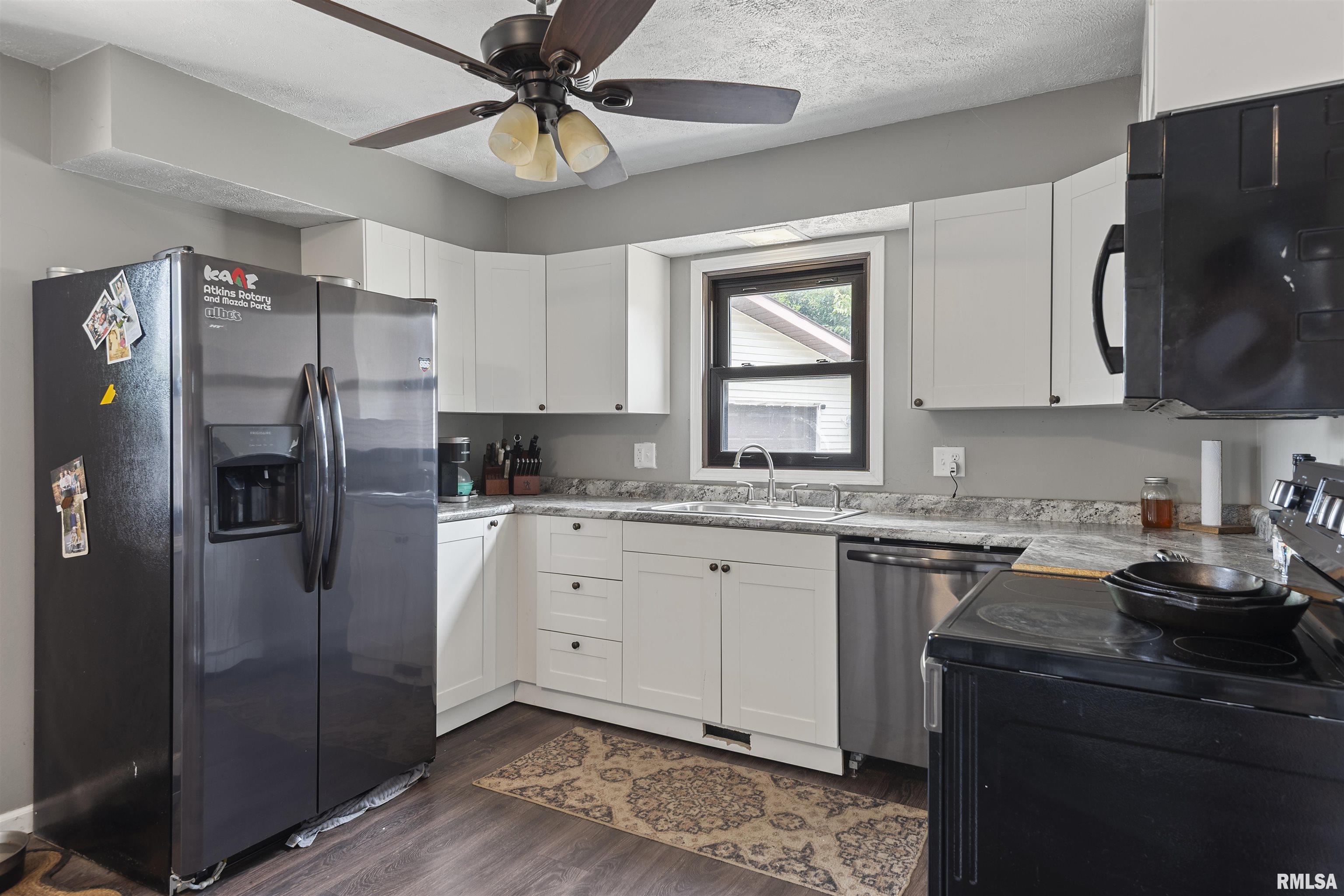 3013 Terra Court Springfield, IL 62707 - Photo 10 of 27 Gallery Image 10