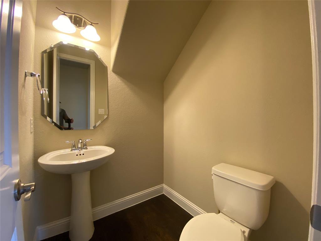 927 Bentley Drive Roanoke, TX 76262 - Photo 14 of 33
