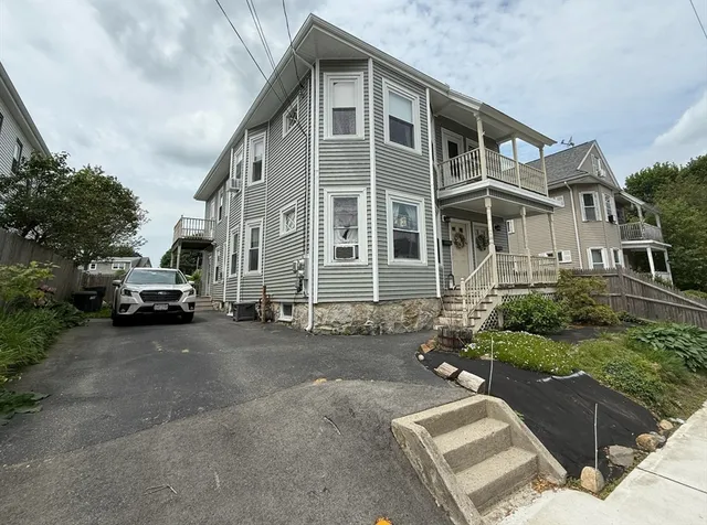 $2,500 | 158 Grove Street, Unit 2, Haverhill, MA 01832