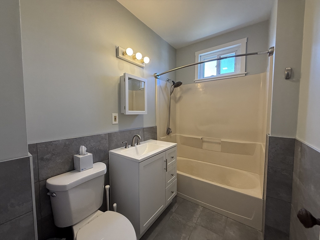 158 Grove Street, Unit 2 Haverhill, MA 01832 - Photo 13 of 18