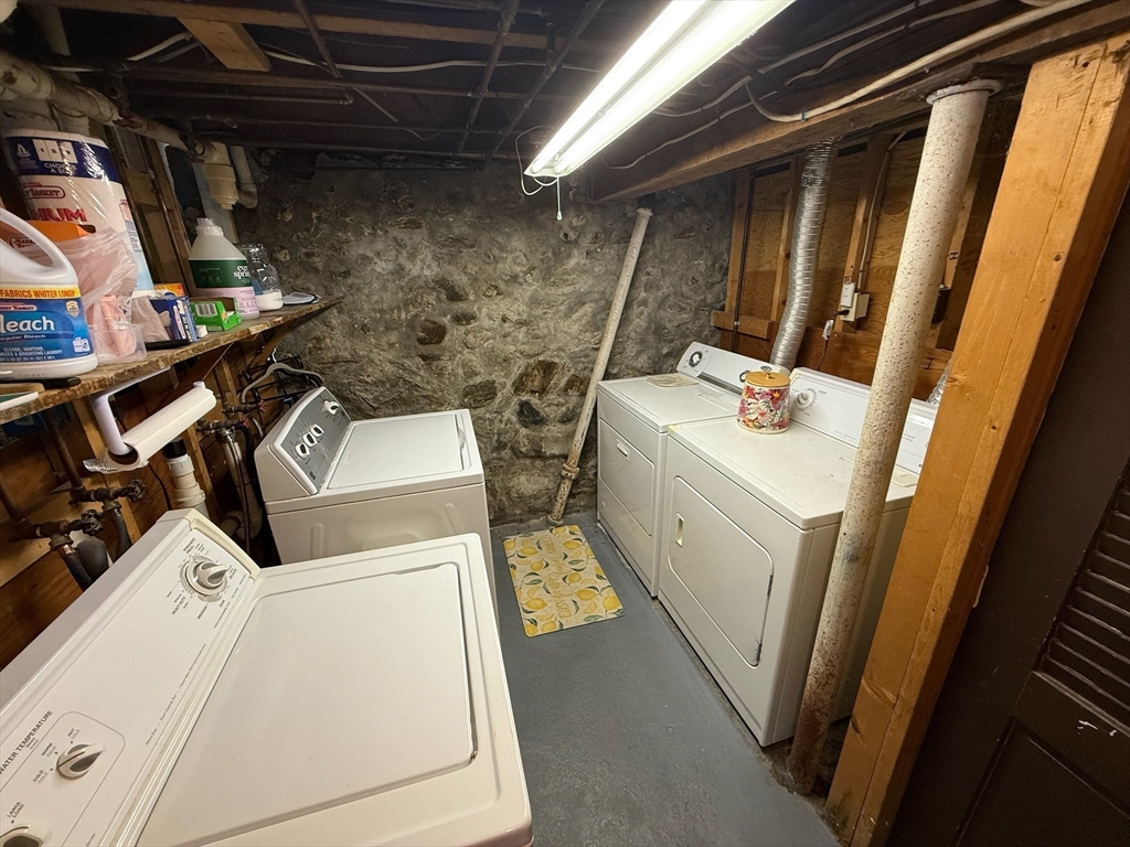 158 Grove Street, Unit 2 Haverhill, MA 01832 - Photo 17 of 18