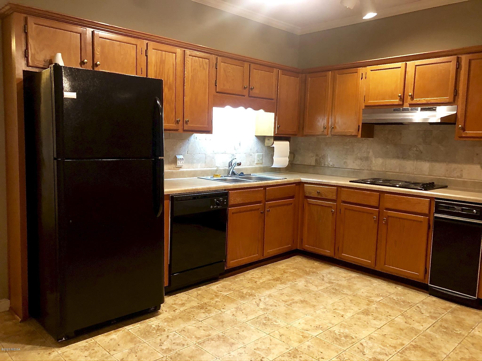 1391 Briarcliff Road, Unit 18A Macon, GA 31211 - Photo 14 of 25 IMG_7137