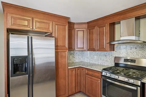 $948,000 | 35 Mitchell Grant Way, Unit 35, Bedford, MA 01730