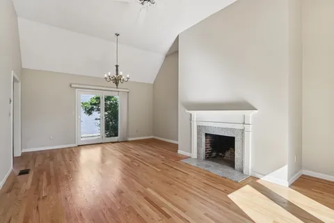 $948,000 | 35 Mitchell Grant Way, Unit 35, Bedford, MA 01730