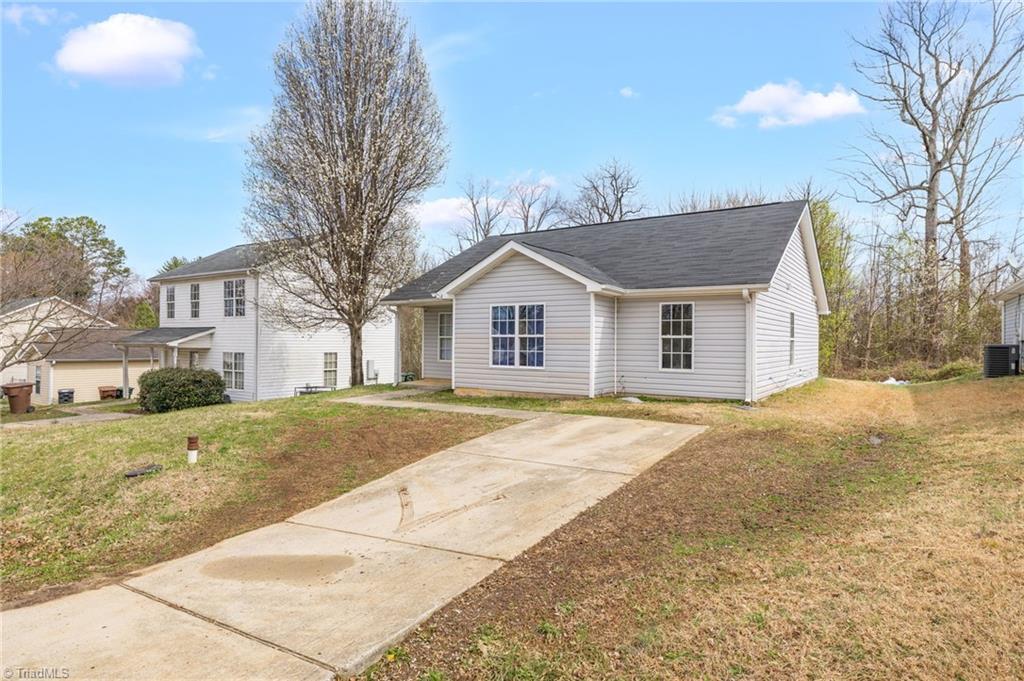 3304 Spring Street Greensboro, NC 27405 - Photo 2 of 24 Gallery Image 2
