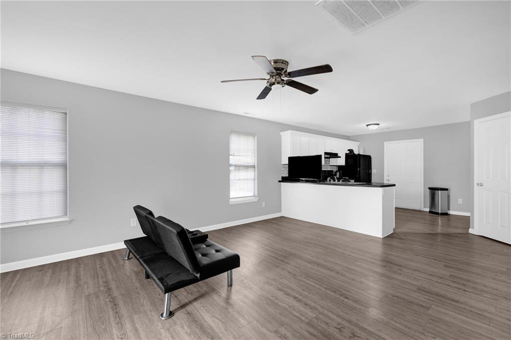 3304 Spring Street Greensboro, NC 27405 - Photo 6 of 24 Gallery Image 6