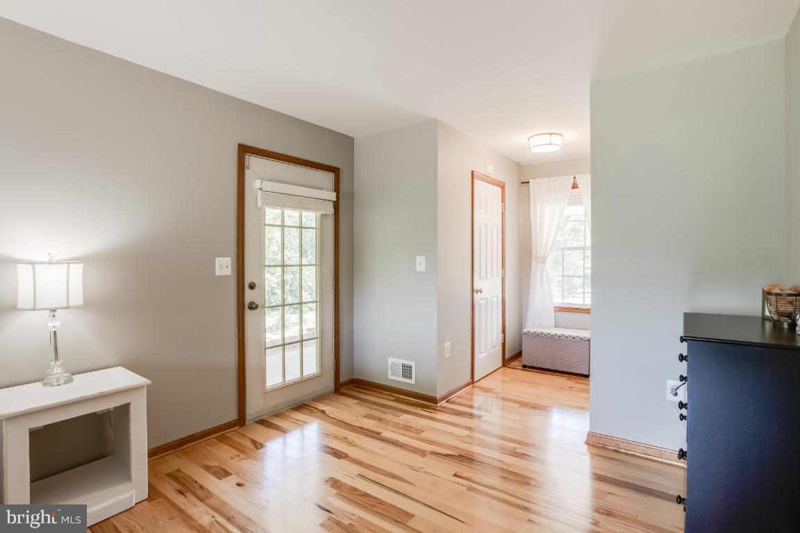 3250 Courtney School Road Midland, VA 22728 - Photo 16 of 45 Gallery Image 16