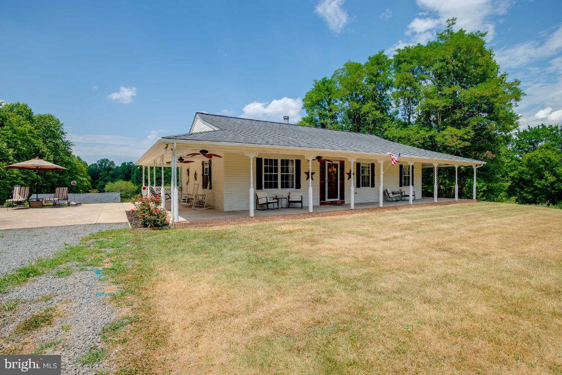 3250 Courtney School Road Midland, VA 22728 - Photo 3 of 45 Gallery Image 3