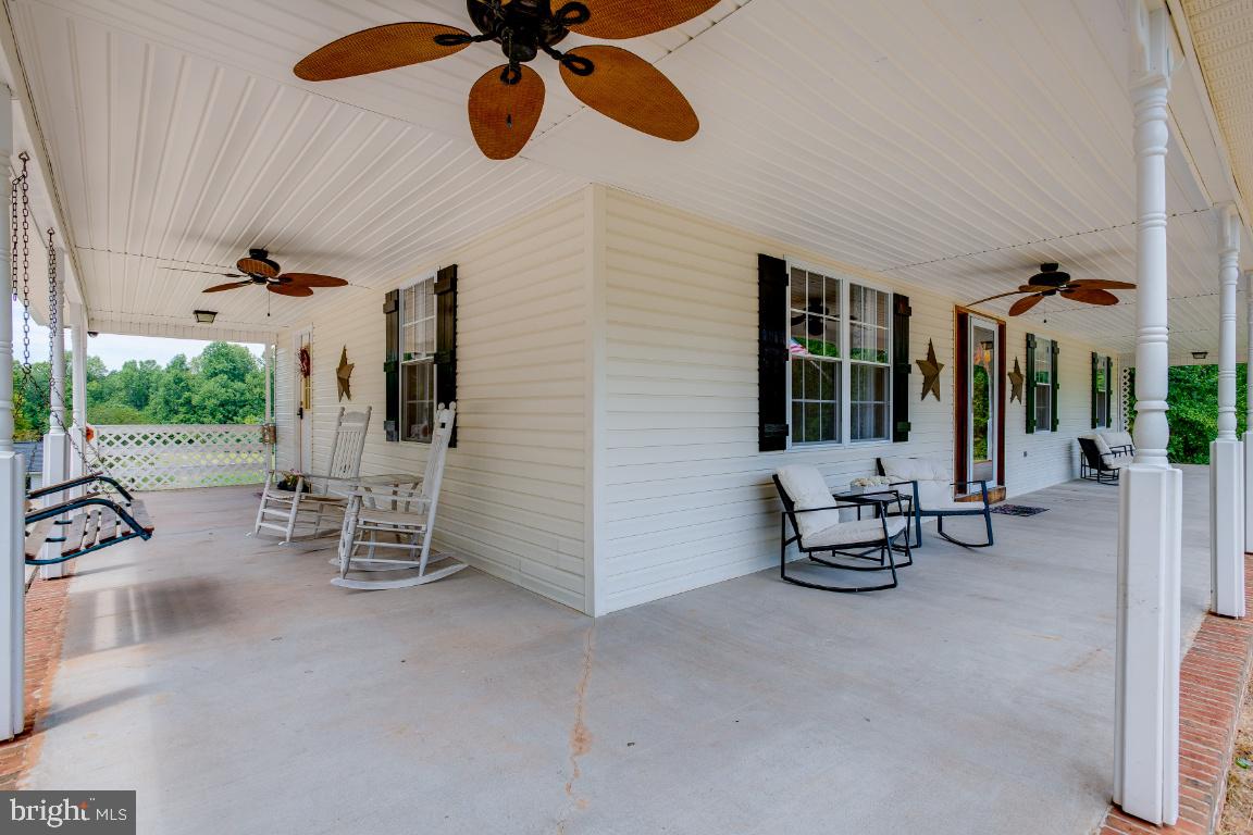 3250 Courtney School Road Midland, VA 22728 - Photo 4 of 45 Gallery Image 4
