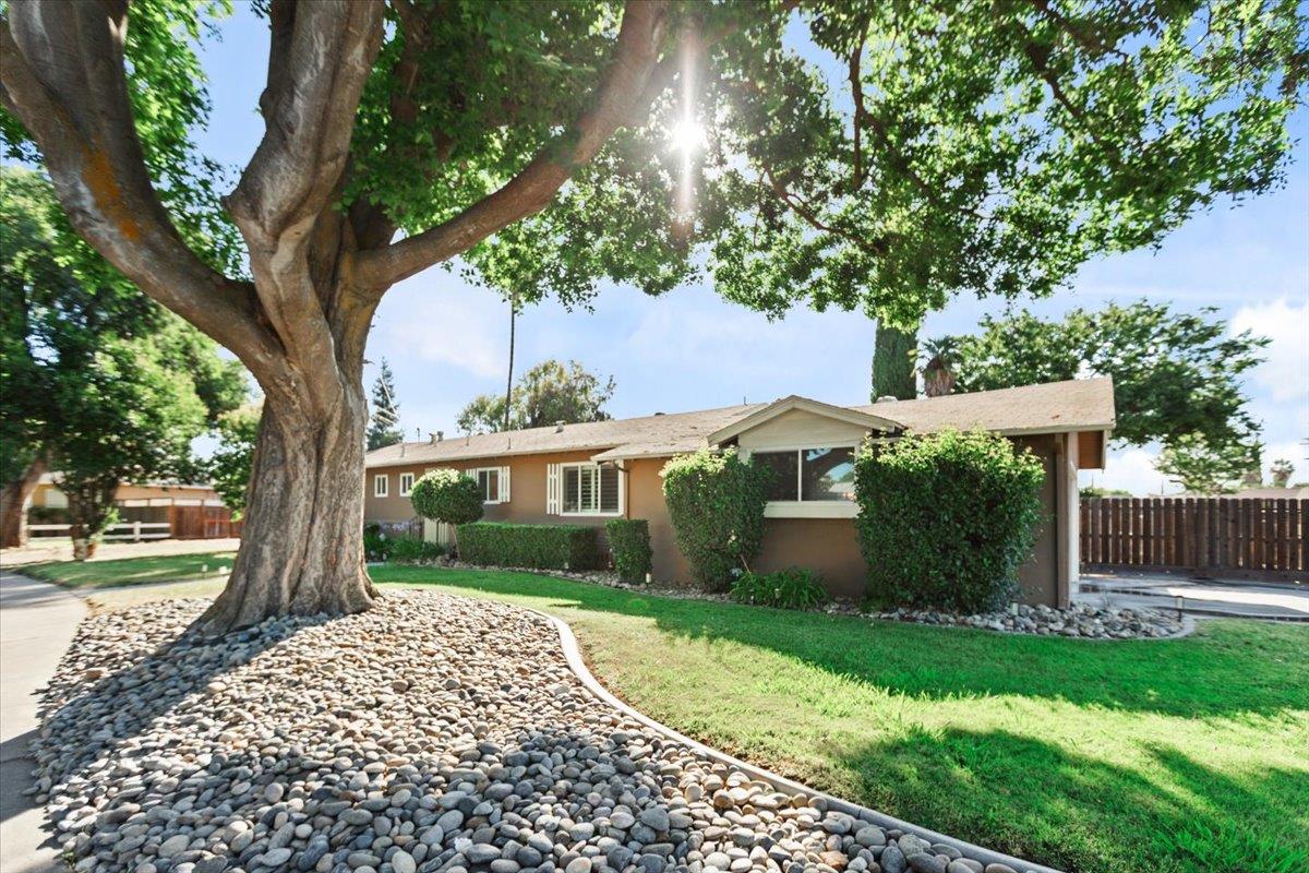 1008 Phelps Avenue Modesto, CA 95350 - Photo 6 of 70