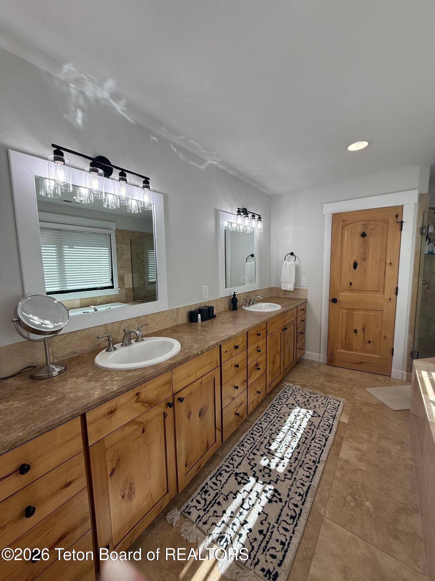 46 Scott Drive Victor, ID 83455 - Photo 22 of 57 Primary Bathroom