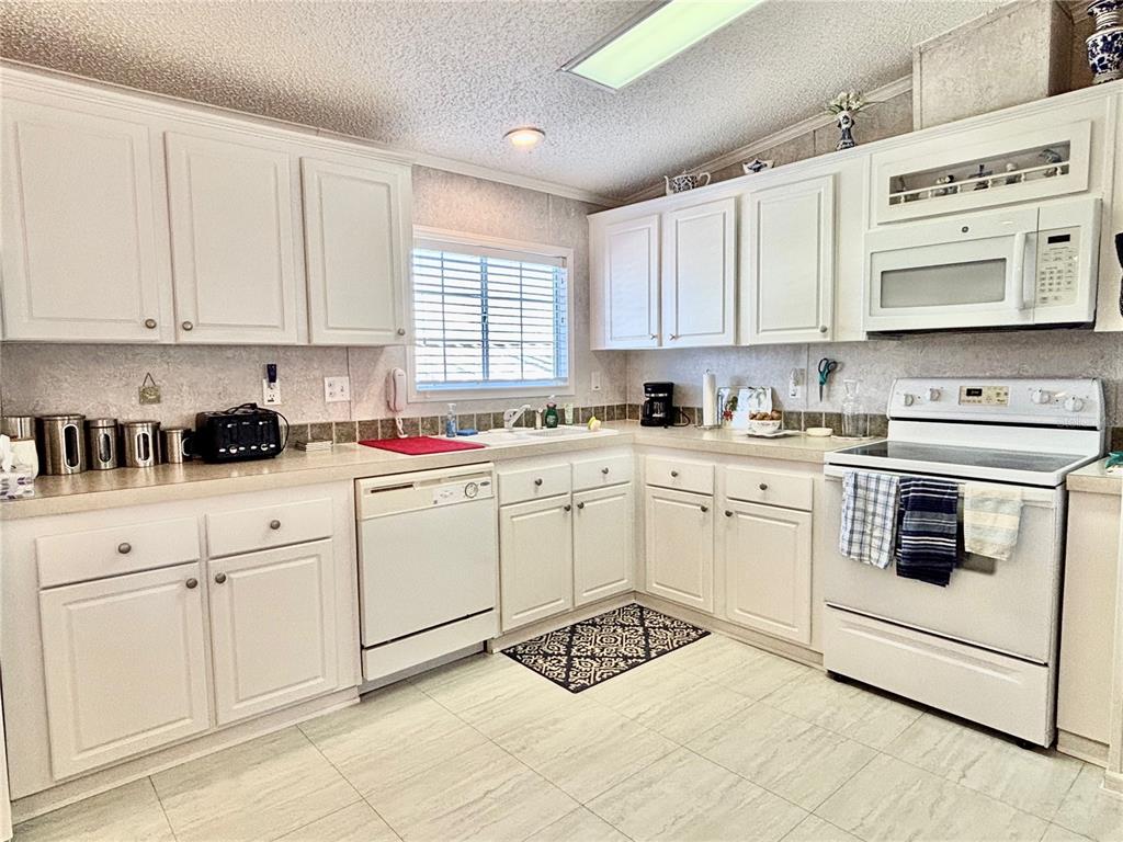 6727 Mt Pleasant Road Northeast, Unit 53 St. Petersburg, FL 33702 - Photo 11 of 29